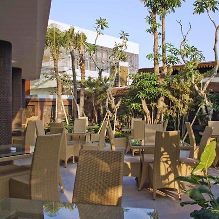 Ijen Suites Resort & Convention Malang Exterior photo
